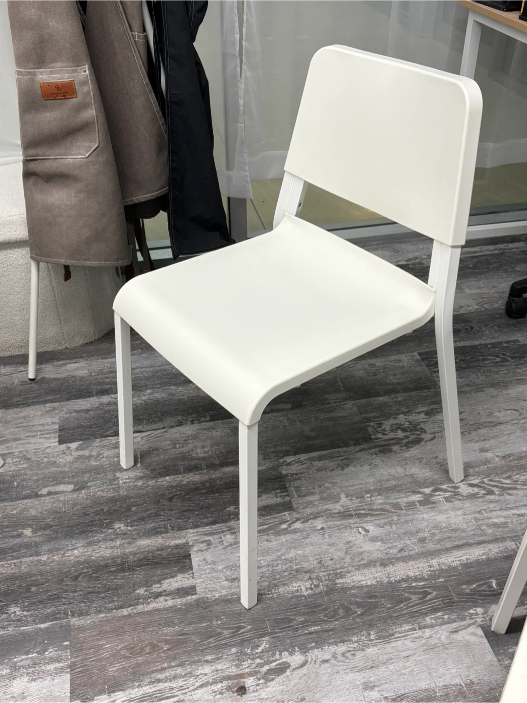 IKEA White Chair / TRODORES / 4ea