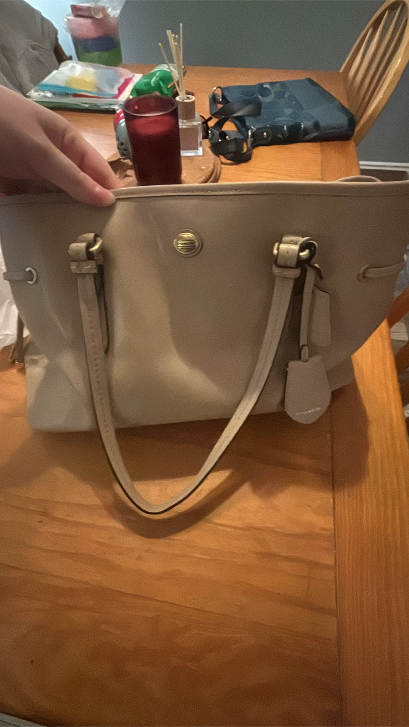Coach Beige Leather Tote Bag - photo 2