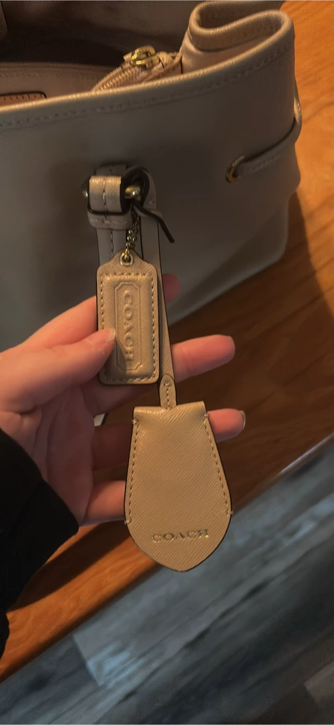 Coach Beige Leather Tote Bag - photo 5