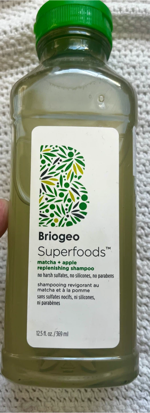 Briogeo Superfoods Matcha + Apple Shampoo