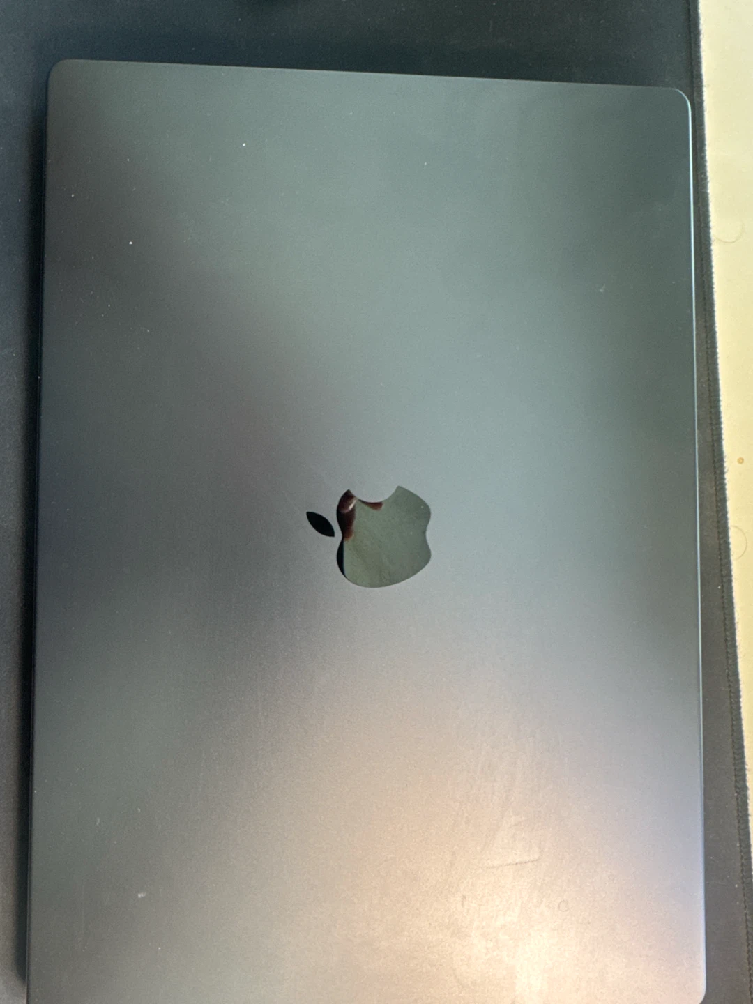 Apple MacBook Pro 16-inch