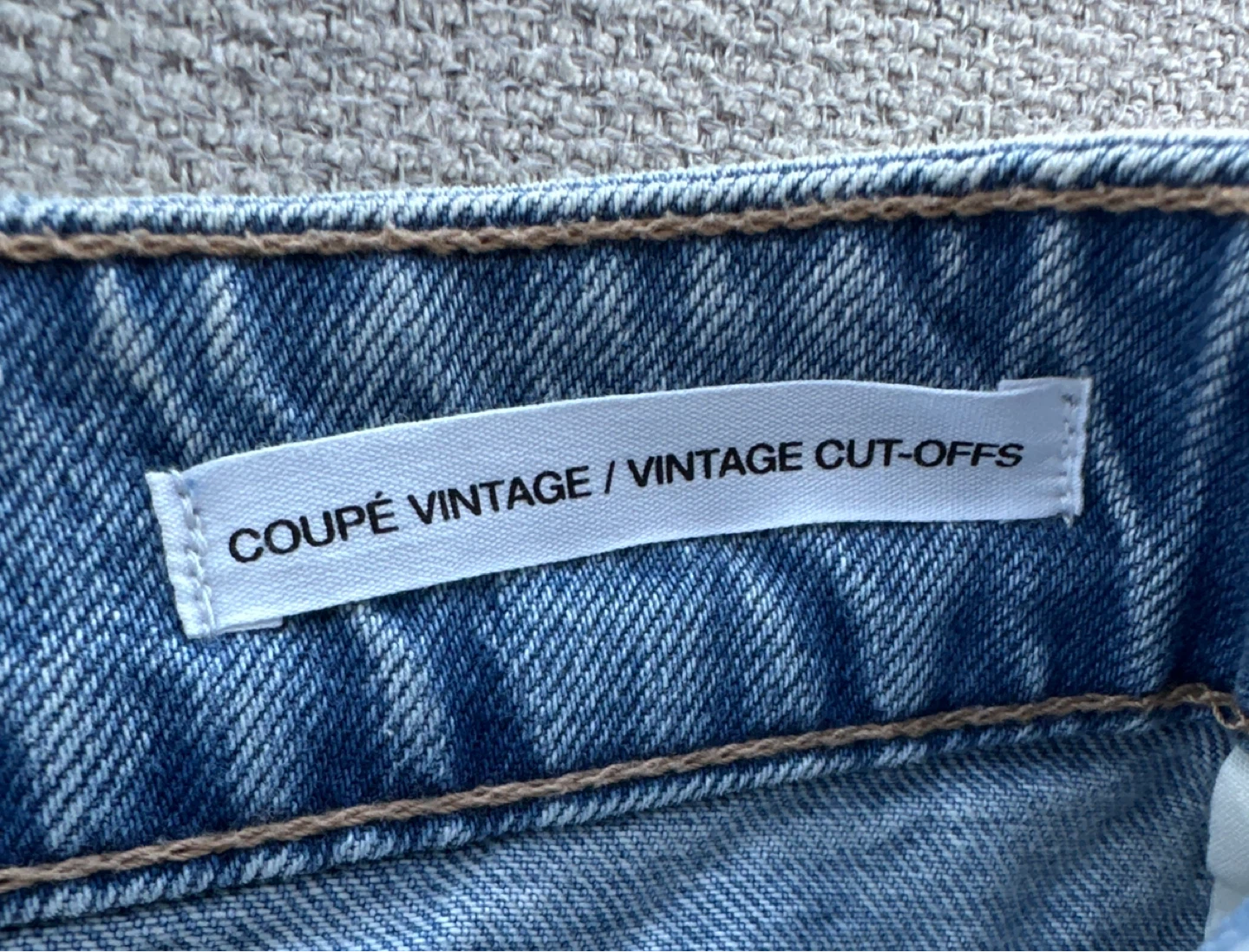 Garage Denim Vintage Cut-Off Shorts Size 9 - photo 4