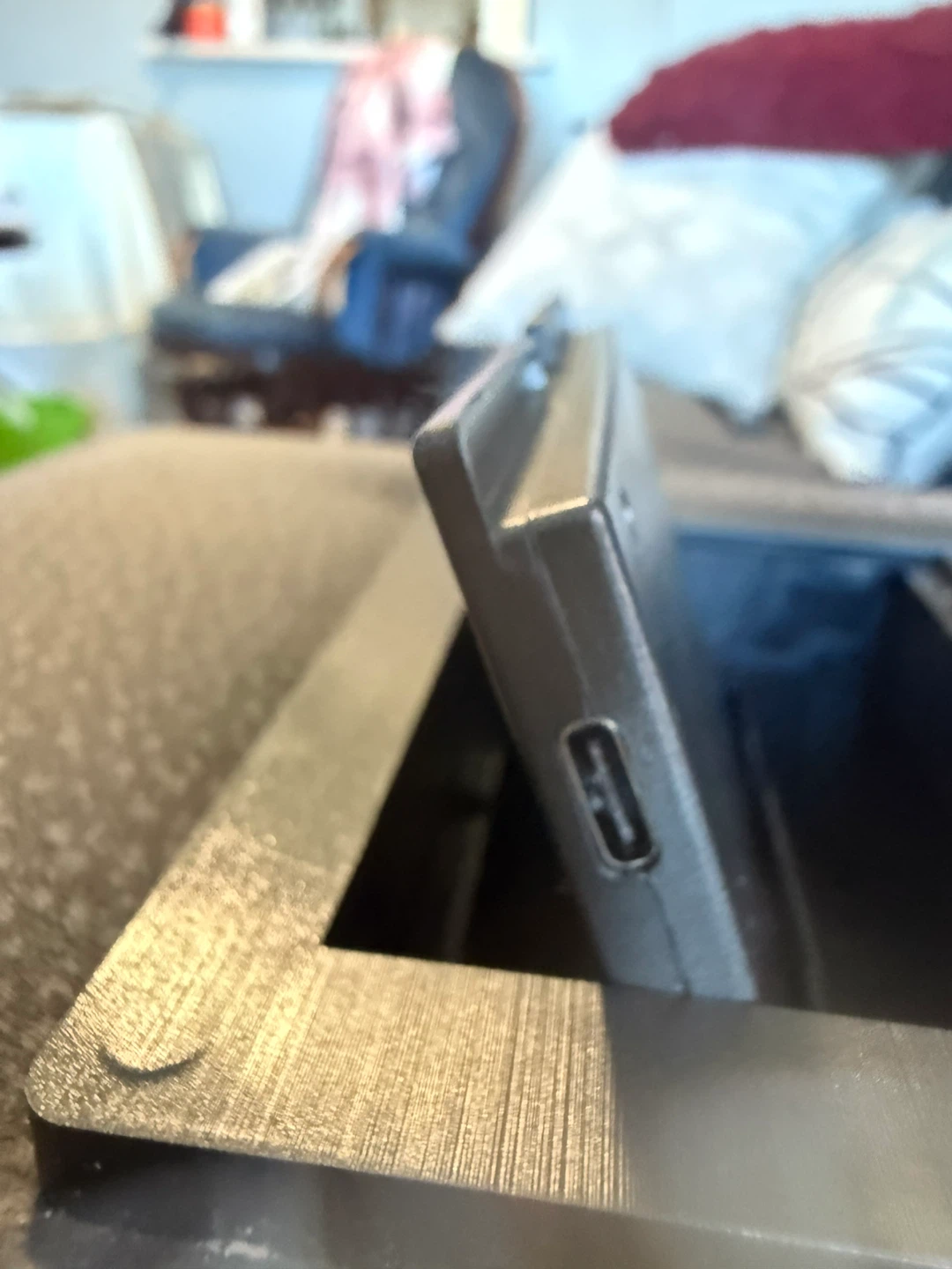 Grey Power Reclining Sofa with Console - photo 3