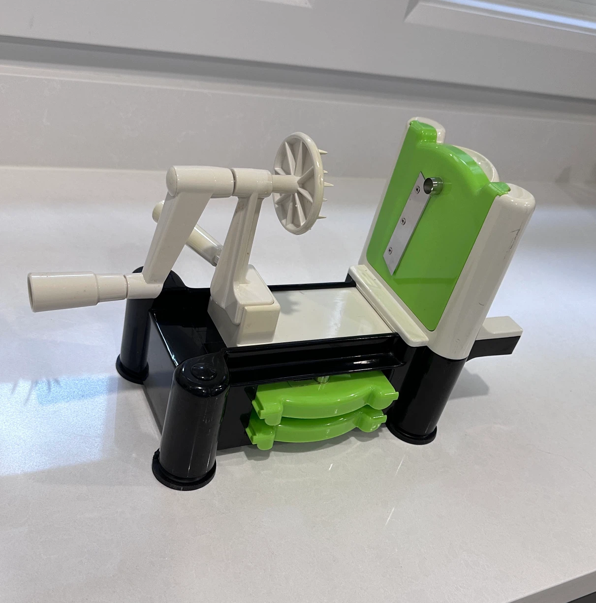 Vegetable Spiralizer with 3 Blades