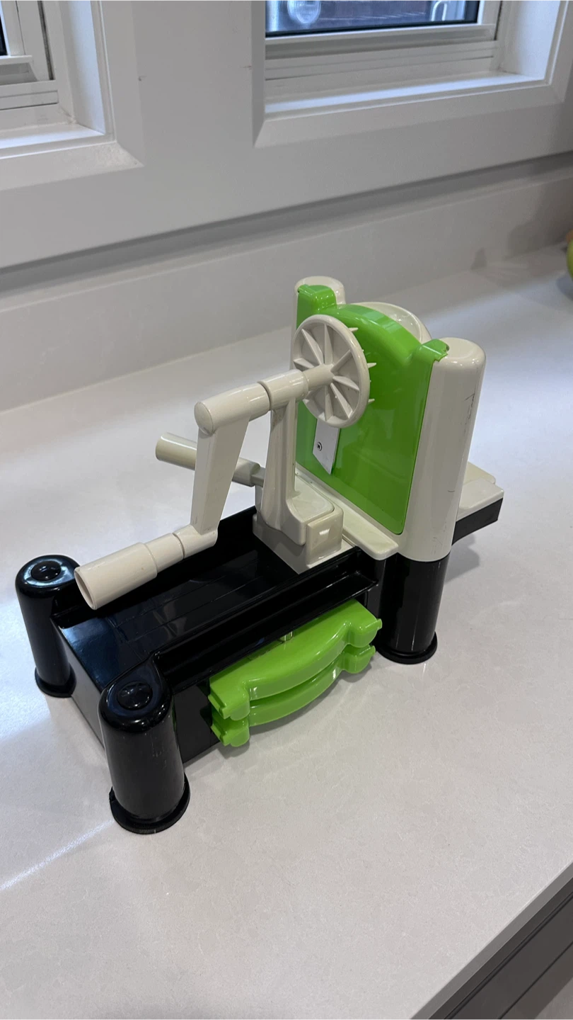 Vegetable Spiralizer with 3 Blades - photo 2