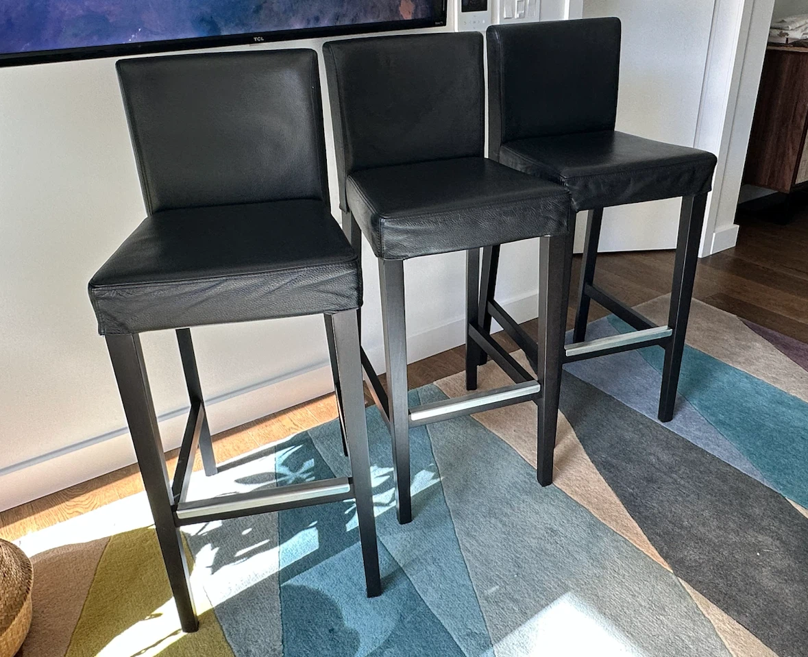 Black Leather Bar Stools – Set of 3