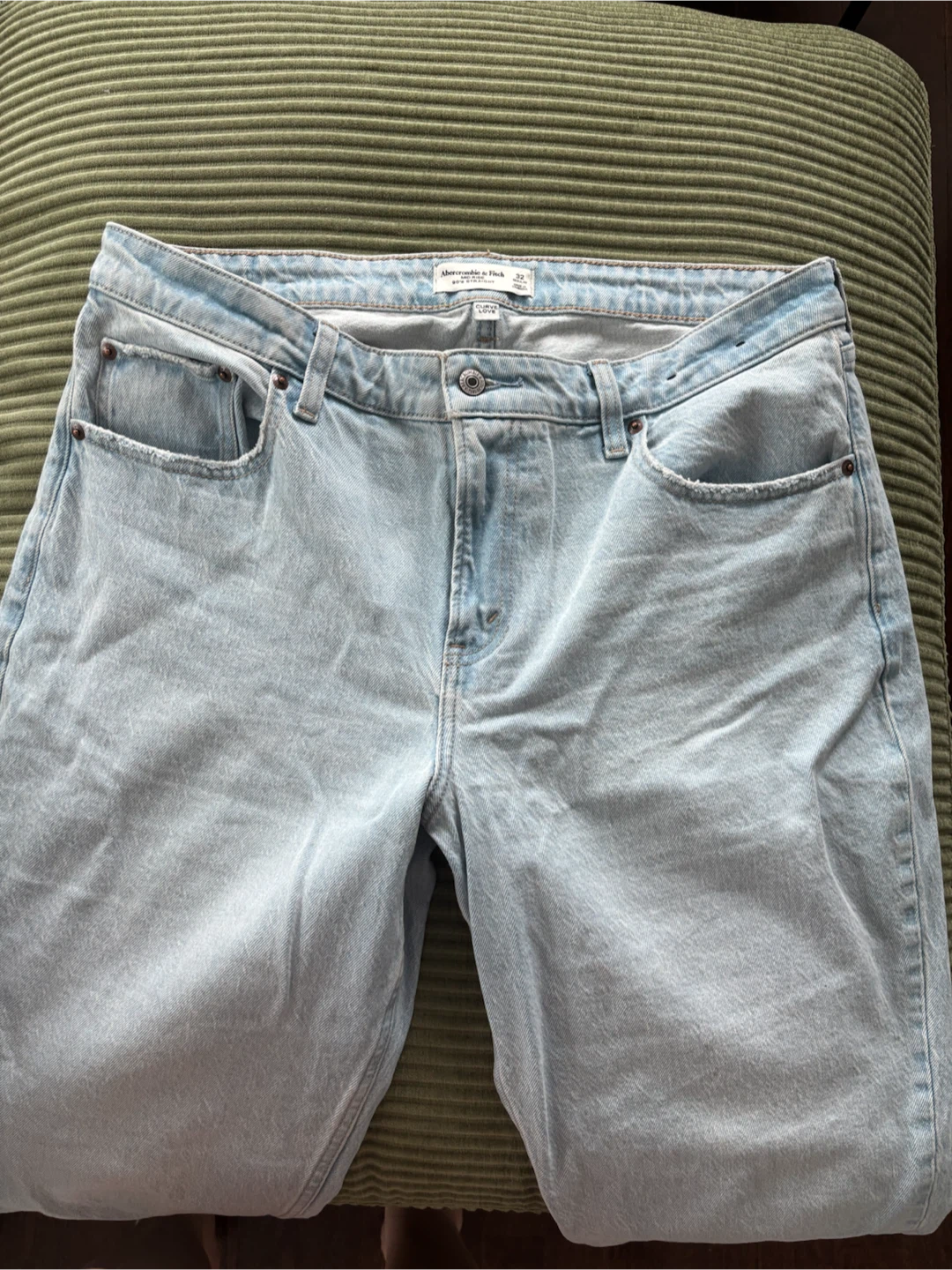 Abercrombie & Fitch Curve Love 90s Straight Jeans - photo 3