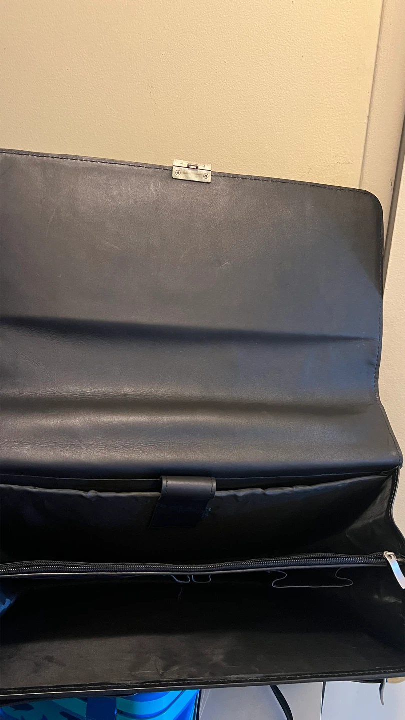 Black Leather Briefcase - photo 4