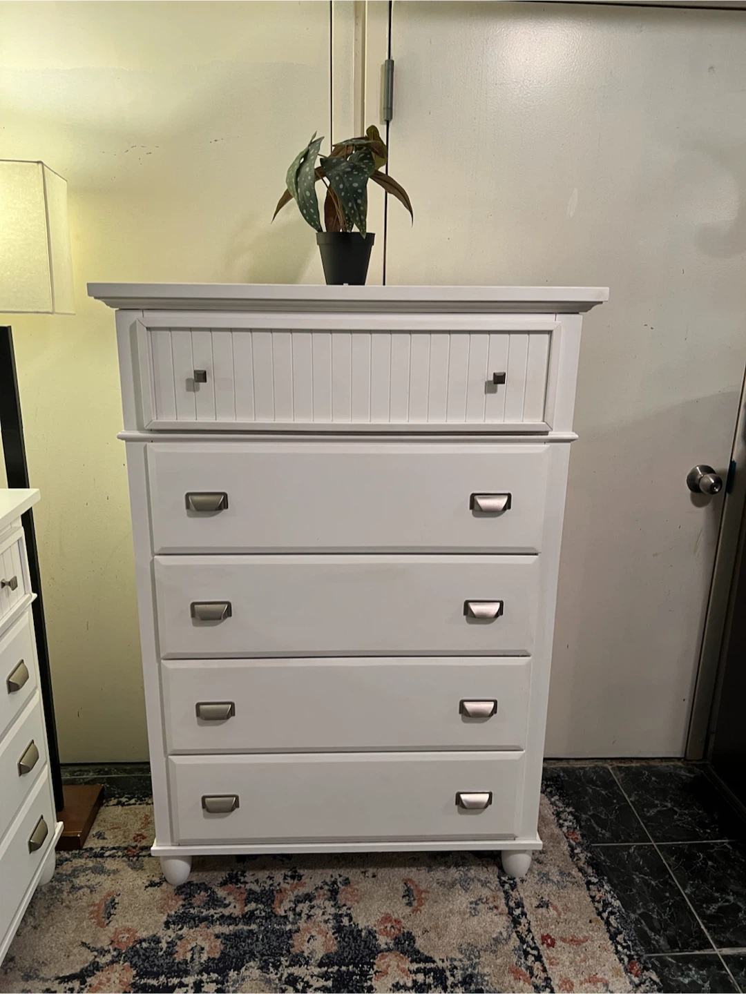 Elegant Style White Chest, Dresser & Mirror - Delivery Available - photo 5
