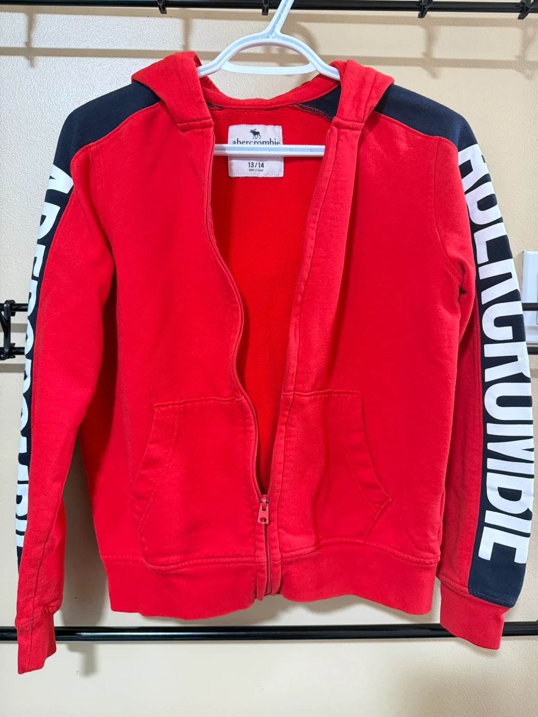 Abercrombie Red Zip-Up Hoodie - photo 2