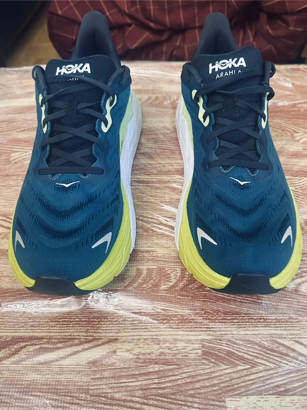 Hoka Arahi 6 Running Shoes Size 12.5
