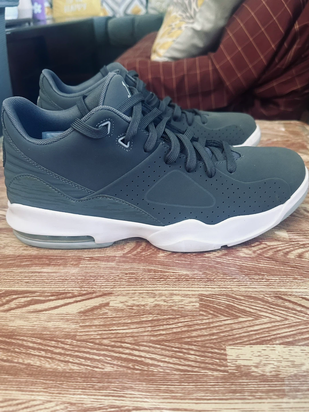Jordan Max Aura Grey Sneakers waterproof size 10.5 - photo 4