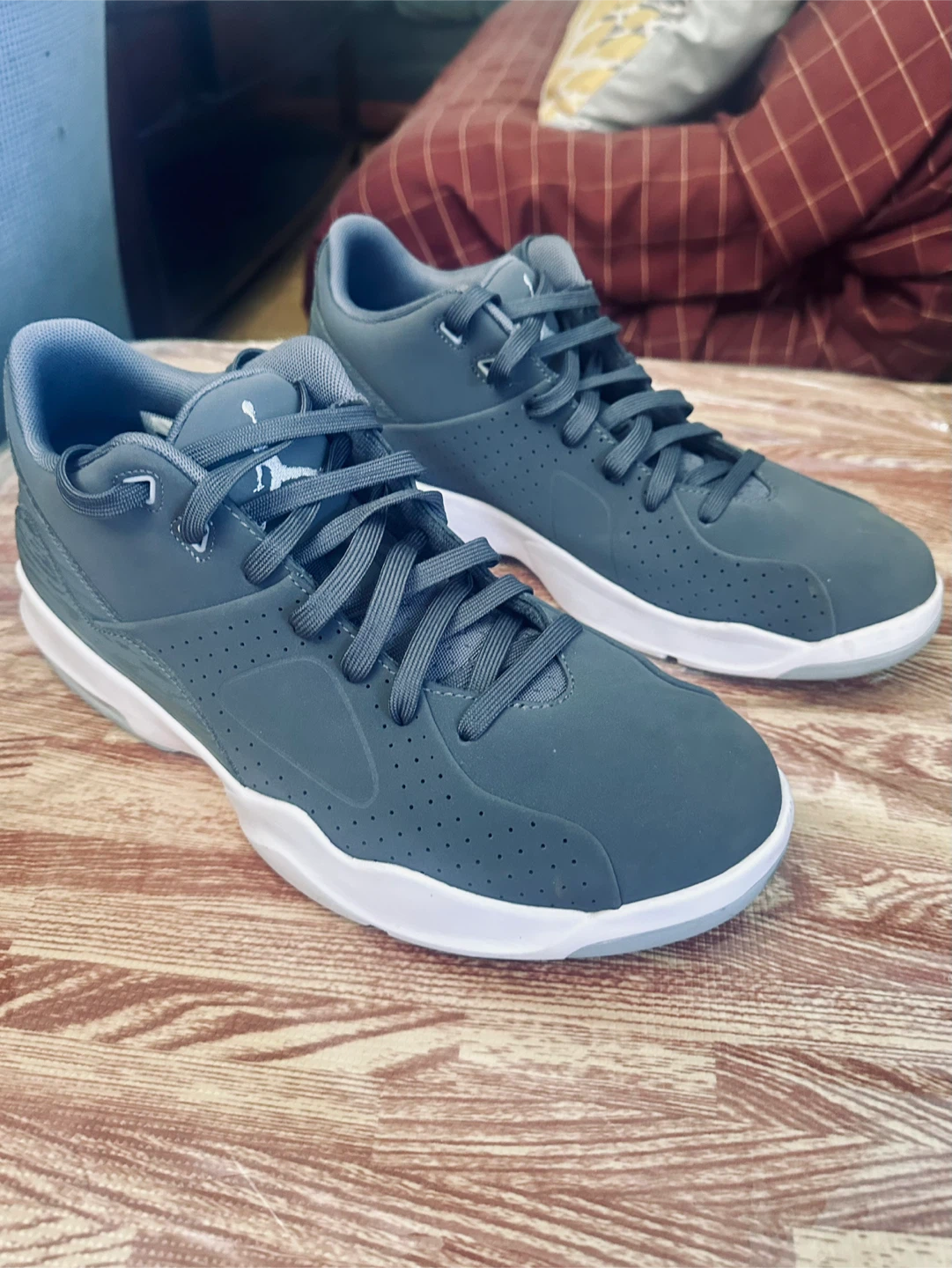 Jordan Max Aura Grey Sneakers waterproof size 10.5 - photo 5