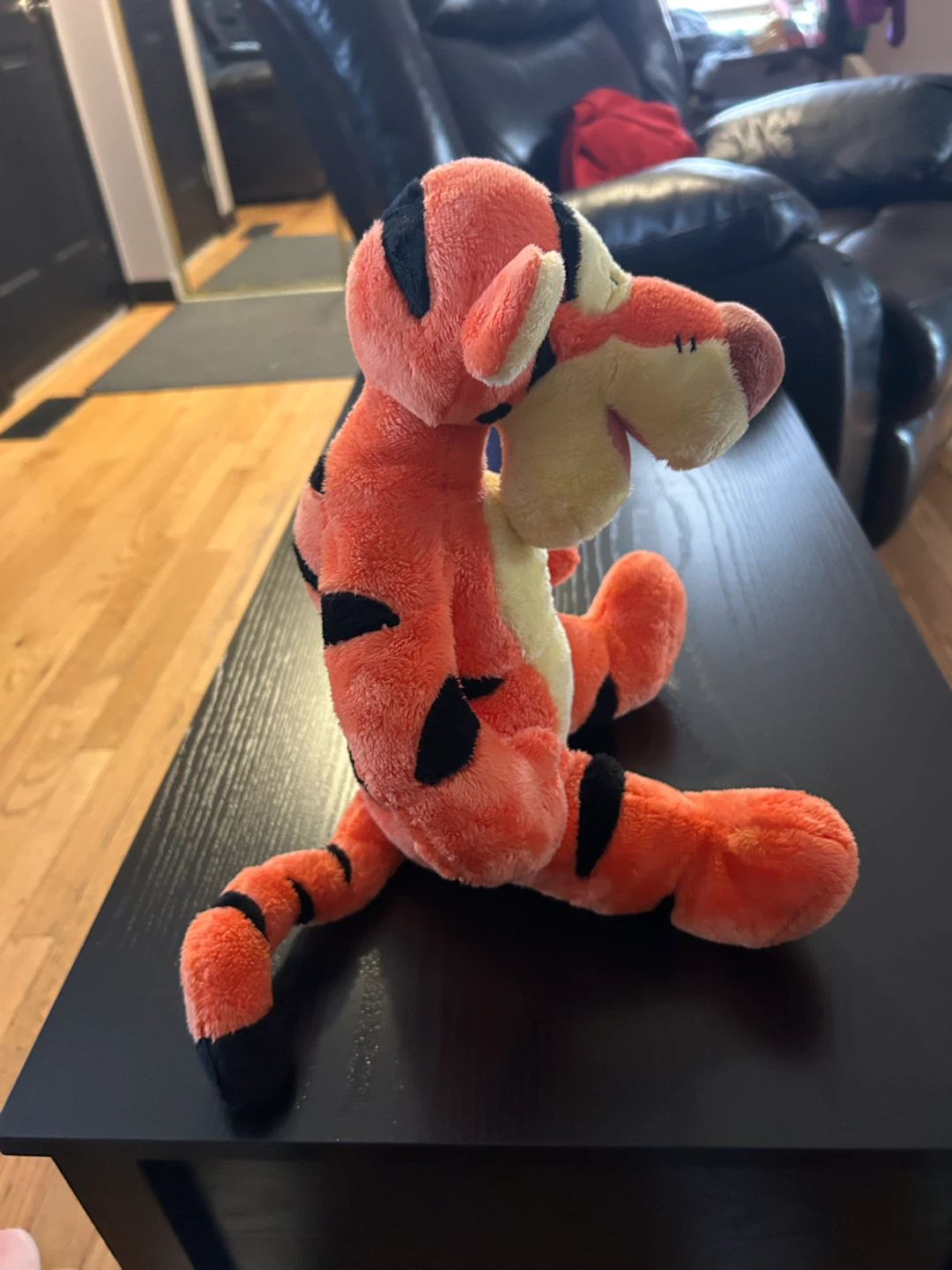 Disney Store Tigger Plush - photo 4