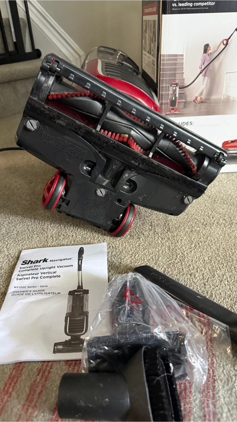 LIKE NEW Shark Navigator Lift-Away Pro Vacuum - photo 3