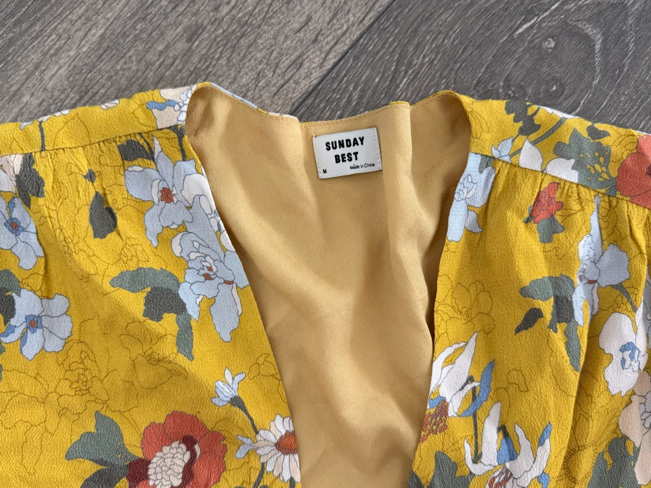 Arizia Sunday Best top M with 🏷️ - photo 3