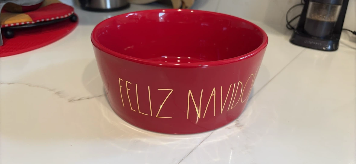 Brand new Rae Dunn Feliz Navidog Bowl