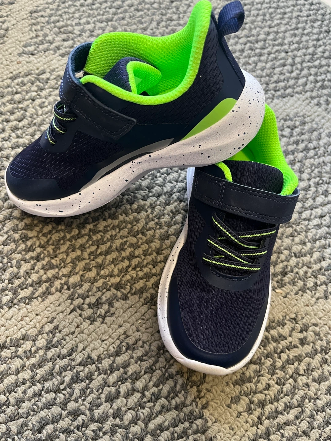 Little Kids Sneakers Size 10 used once