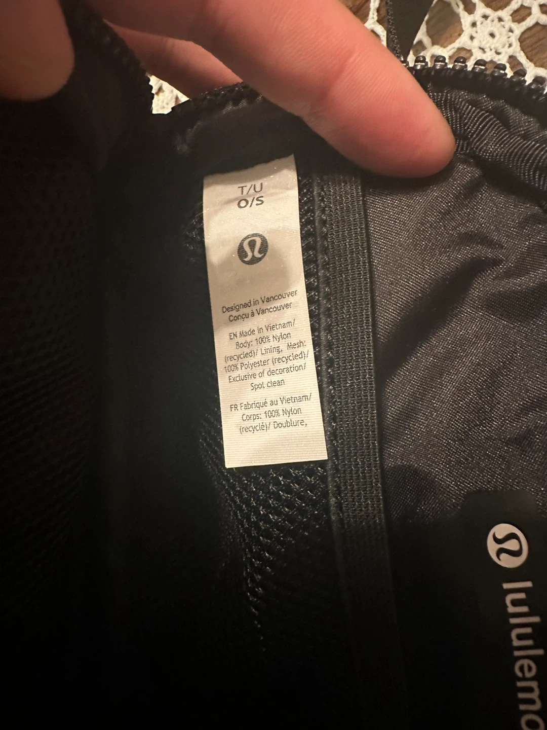 BRAND NEW Lululemon Everywhere Belt Bag Large 2L - Black - photo 2