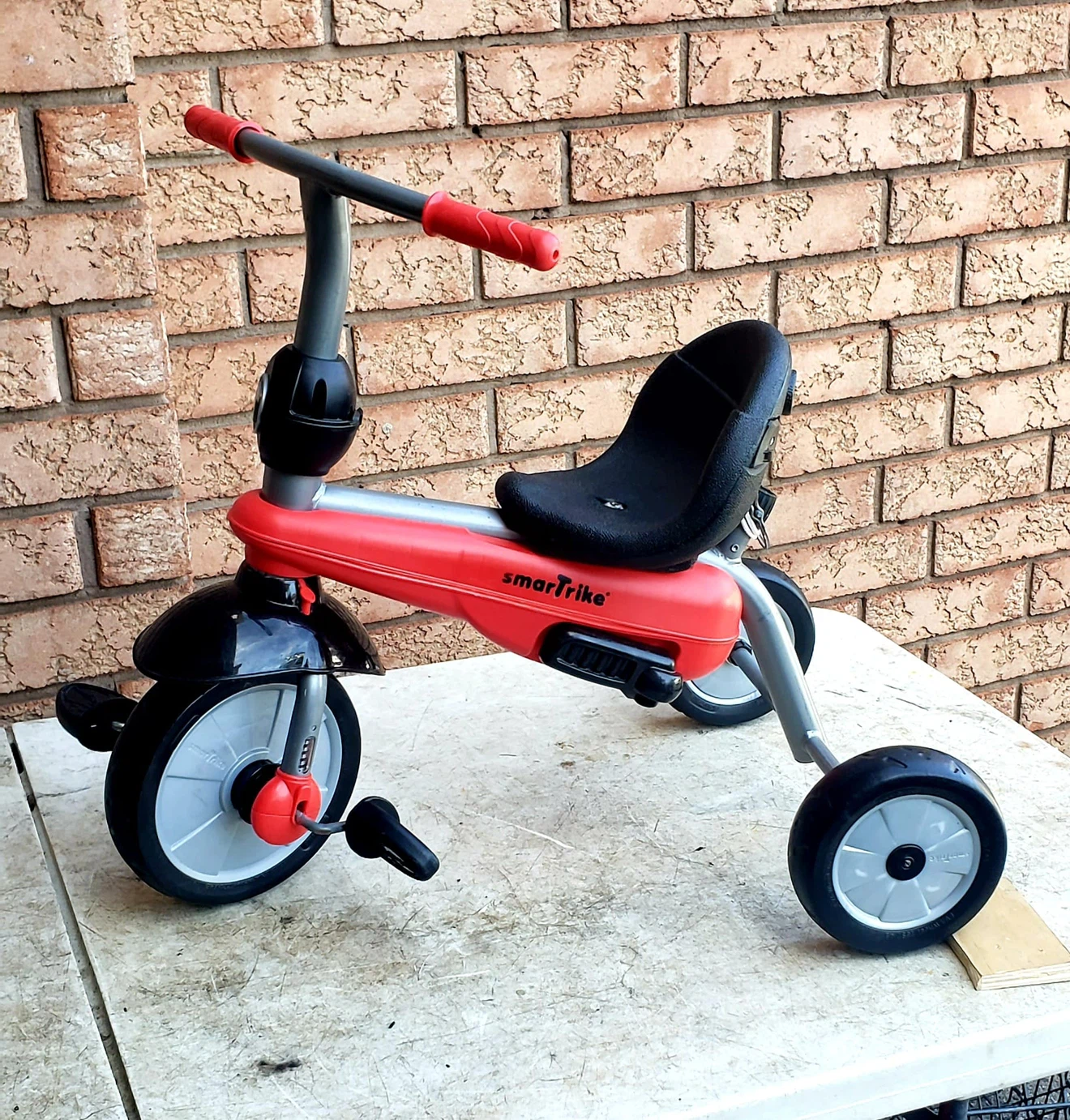 smarTrike toddler tricycle