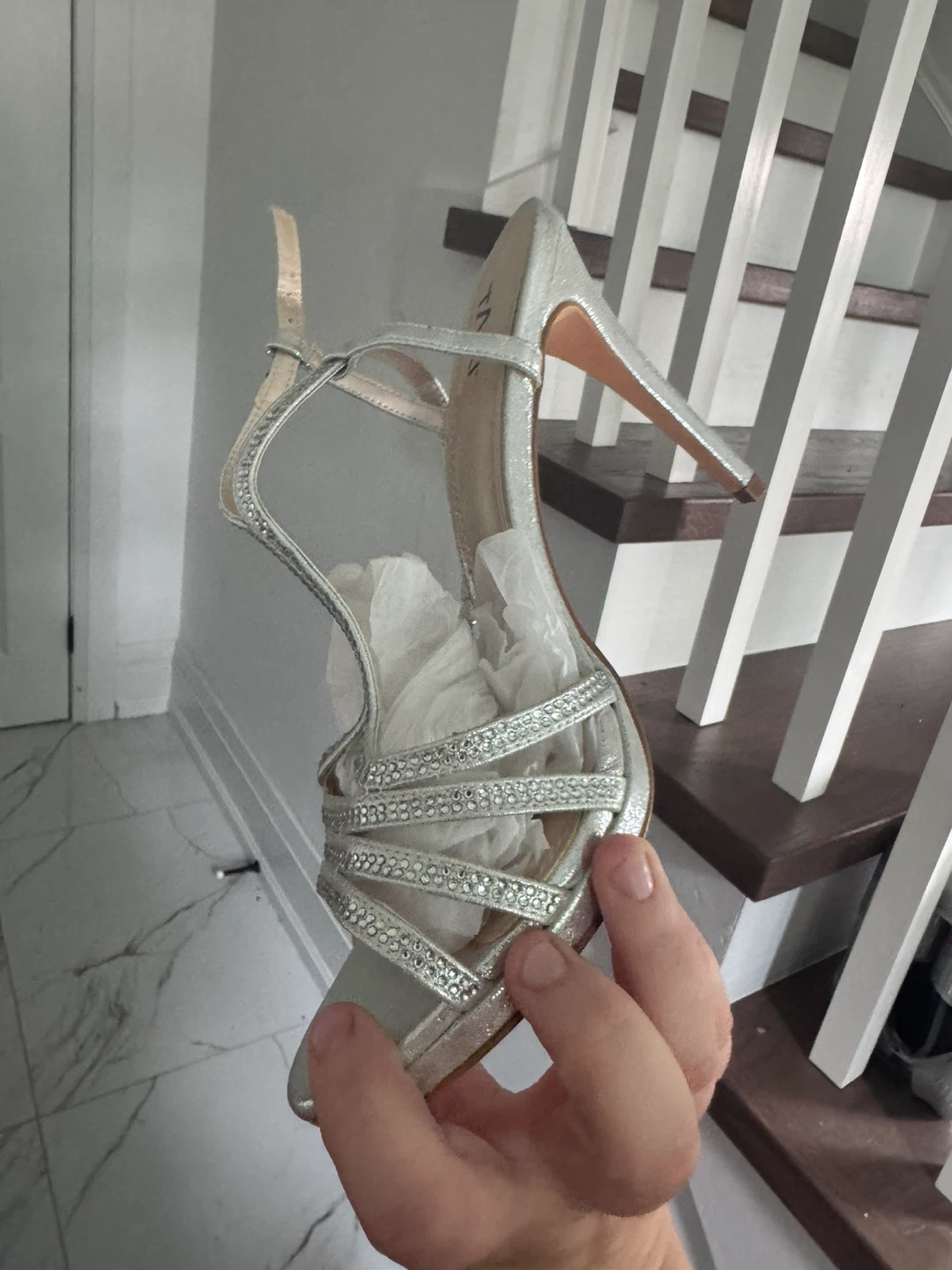 Taxi Silver Stiletto Heels Size 9.5 - photo 5