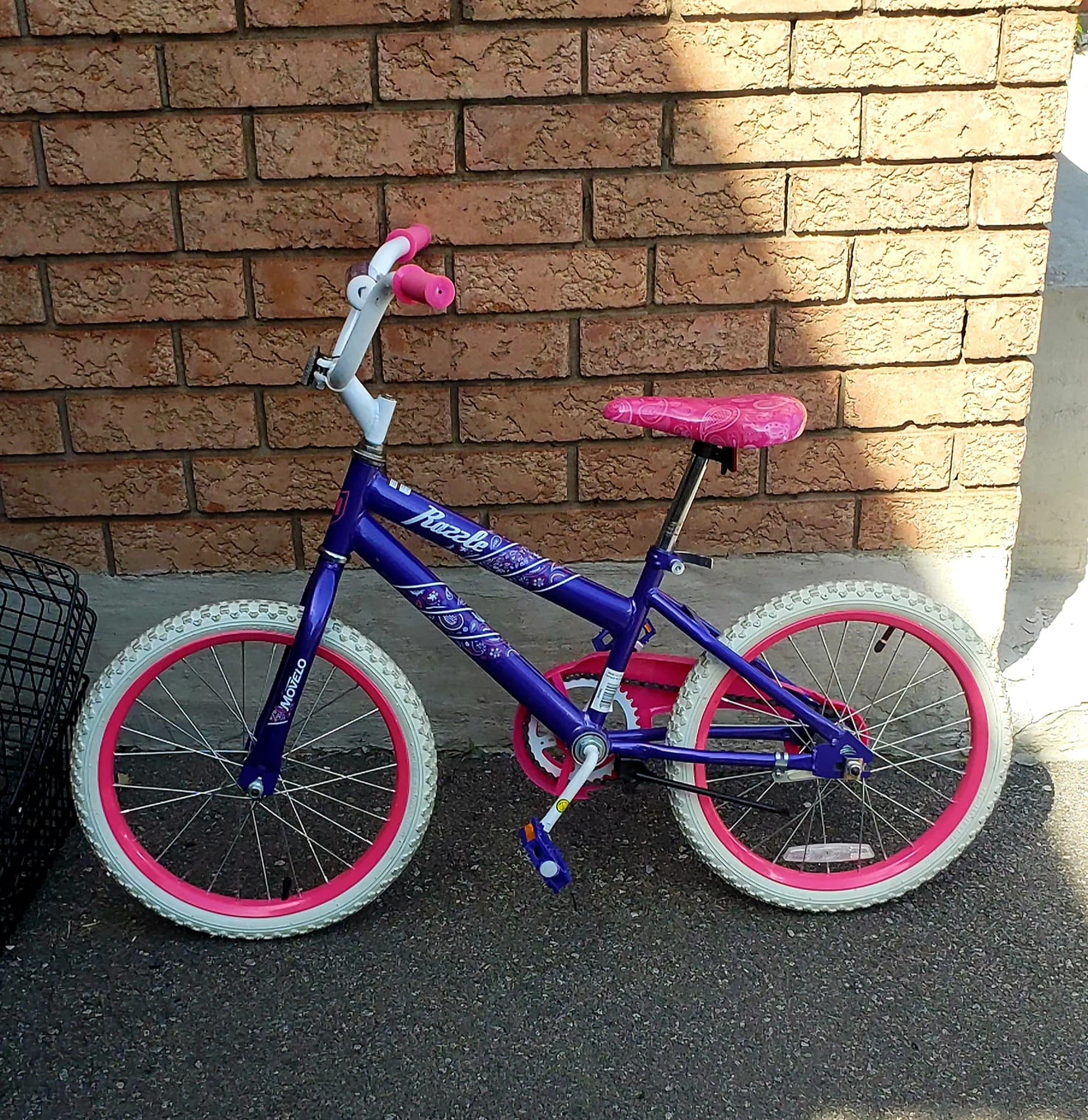 Movelo Razzle 18-inch Kids Bicycle - photo 2