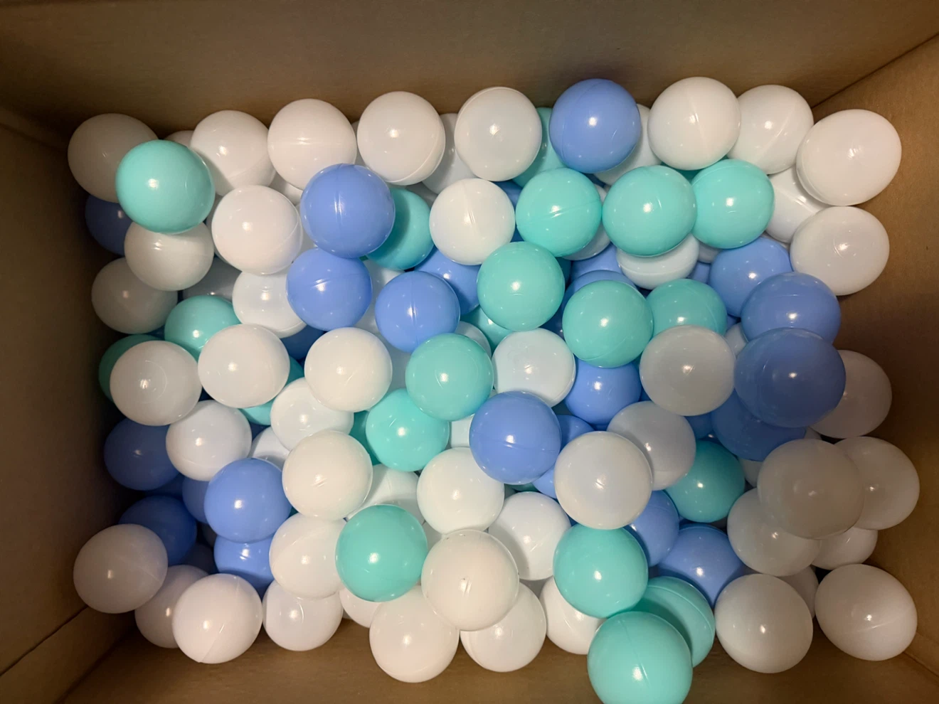 250pcs of Plastic Play Pit Balls