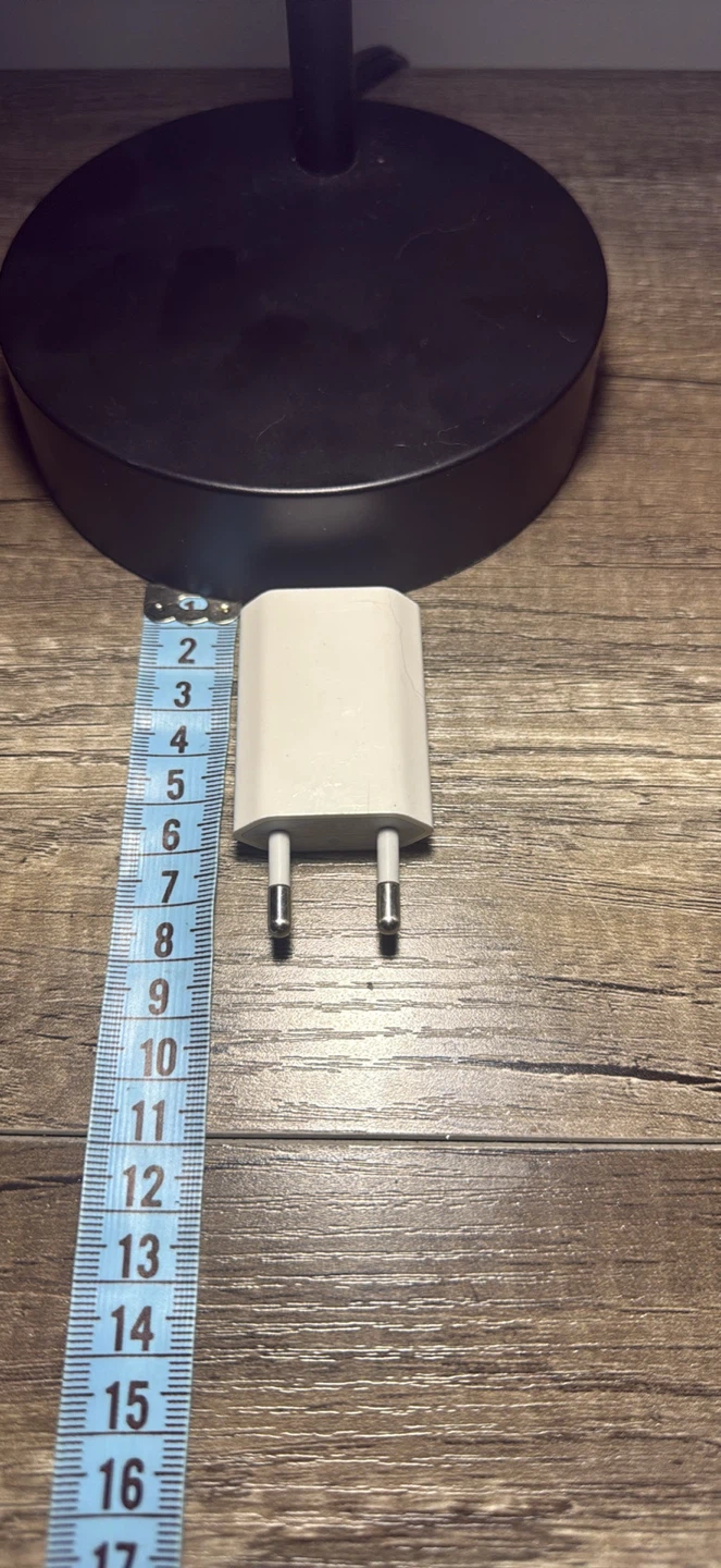 Apple brand 5w Europe plug to standard usb - photo 2