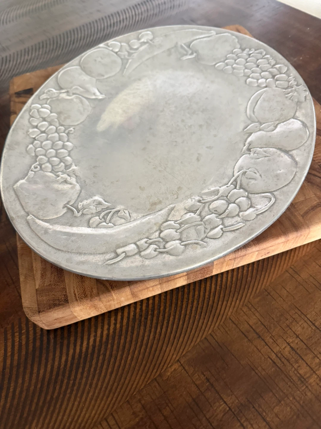 Wilton Armetale Oval Serving Tray