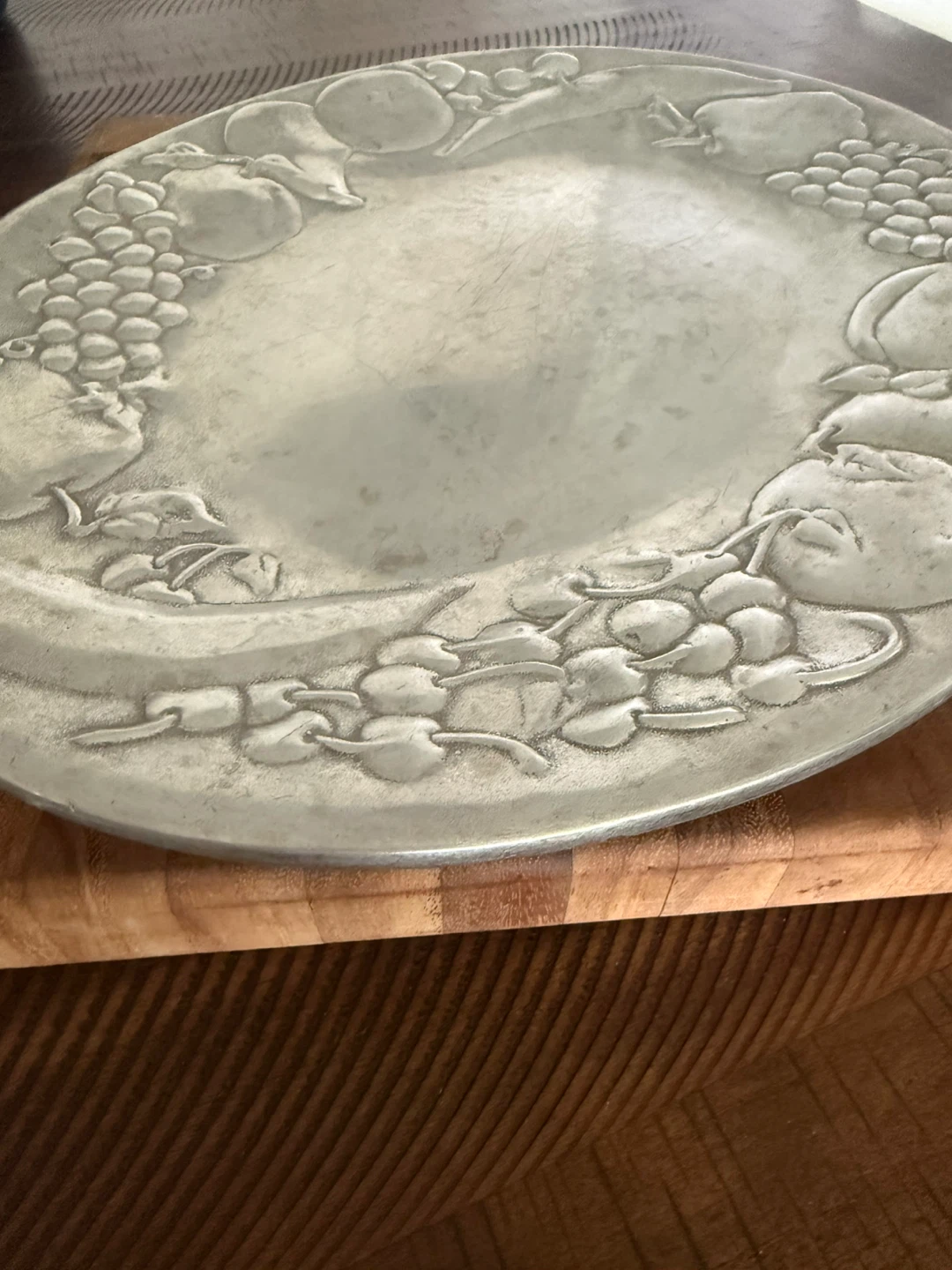 Wilton Armetale Oval Serving Tray - photo 2