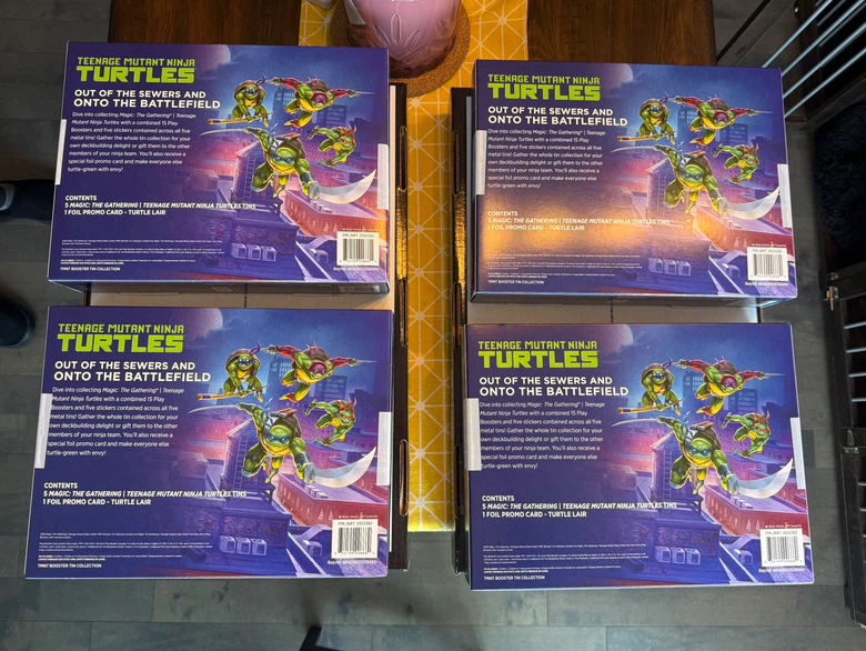 MAGIC THE GATHERING TMNT BOOSTER 5 TIN COLLECTION - photo 2