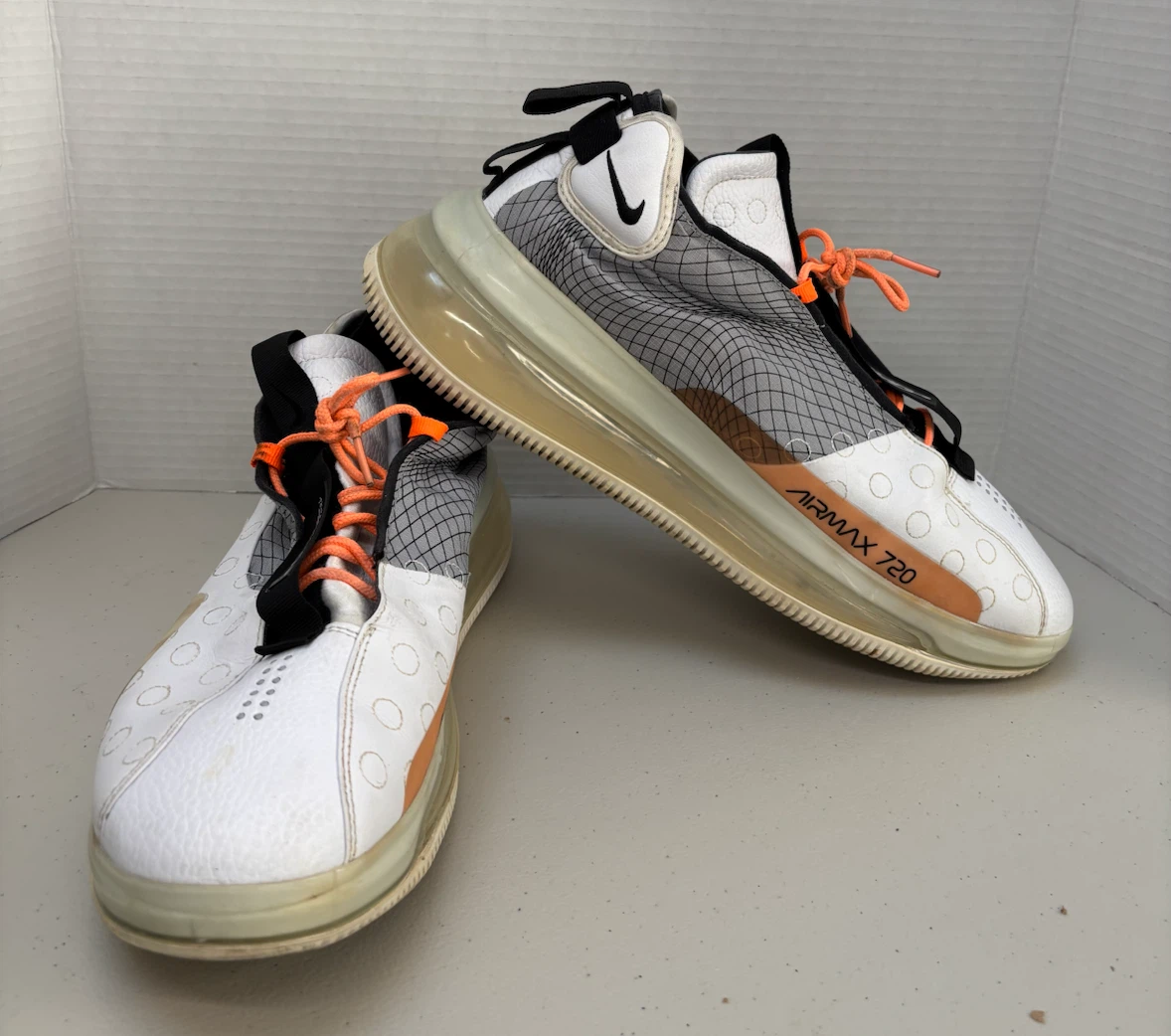 Nike Air Max 720 Sneakers Size 12