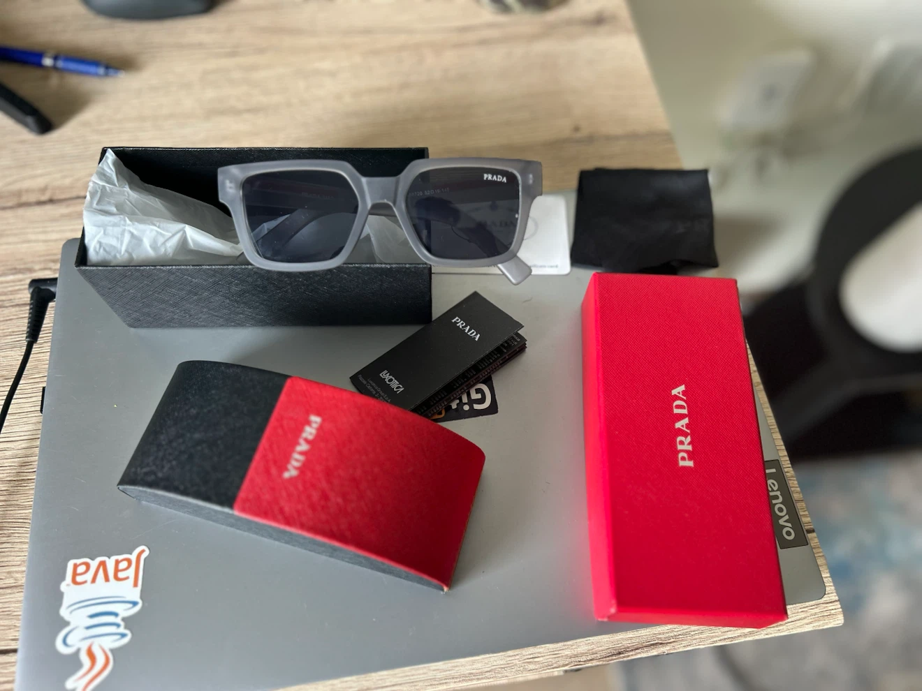 Sunglasses Grey