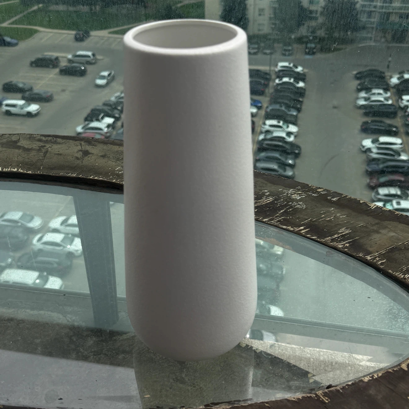 Minimalist white textured vase - photo 4