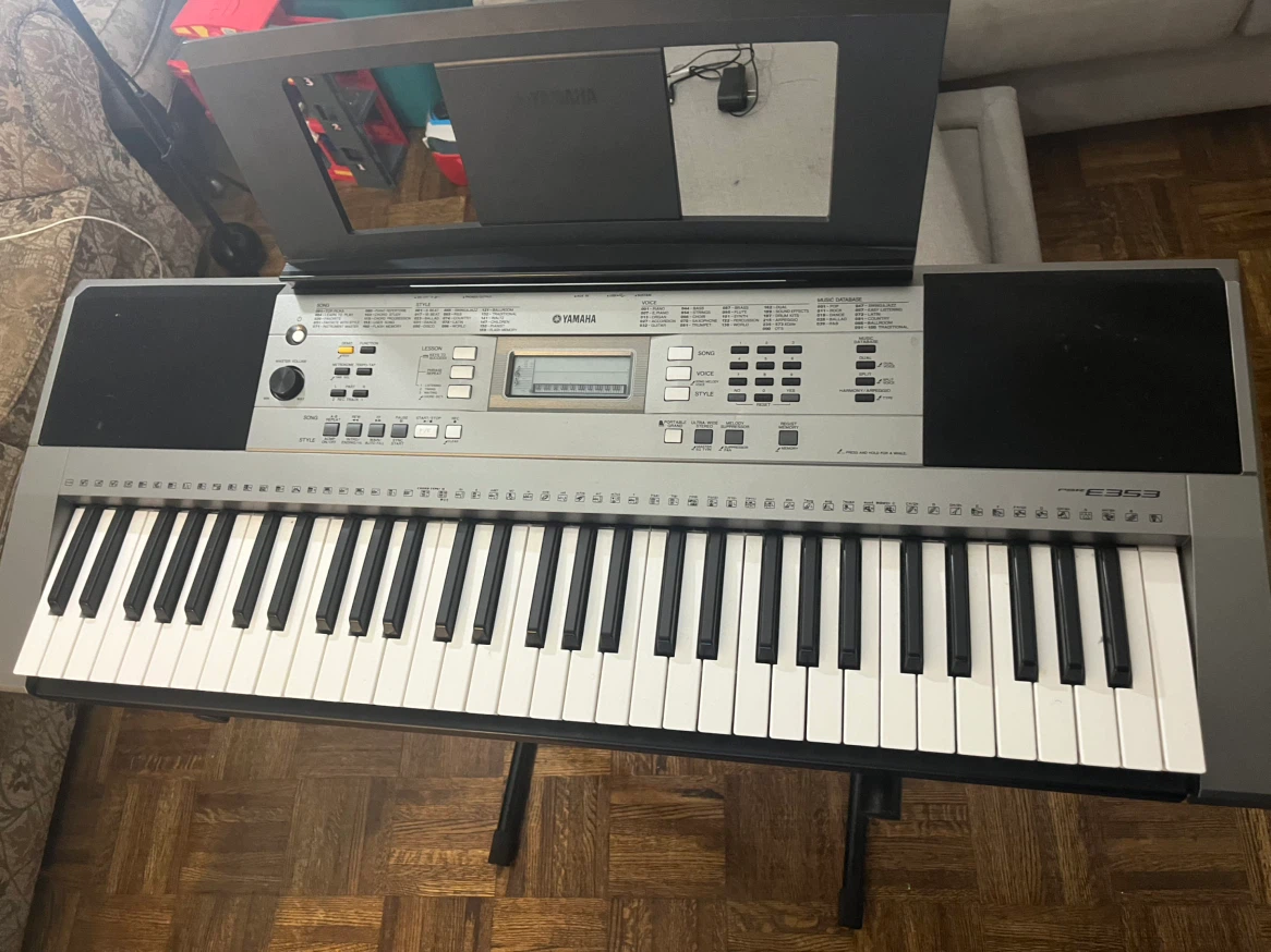 Yamaha PSR-E353 61-Key Portable Keyboard with Stand - photo 2