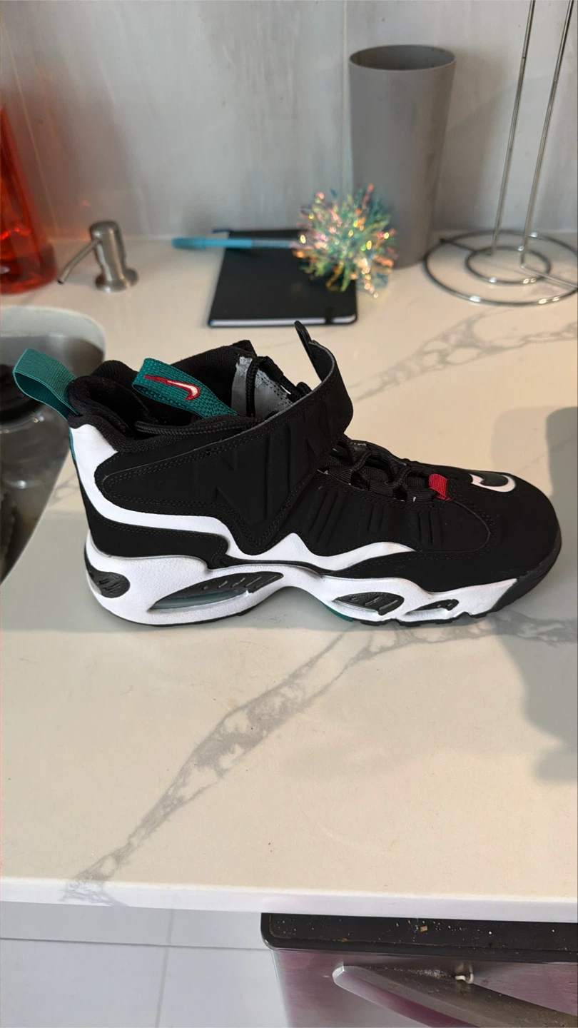 Nike Air Griffey Max 1 GS - Size 5Y - photo 5