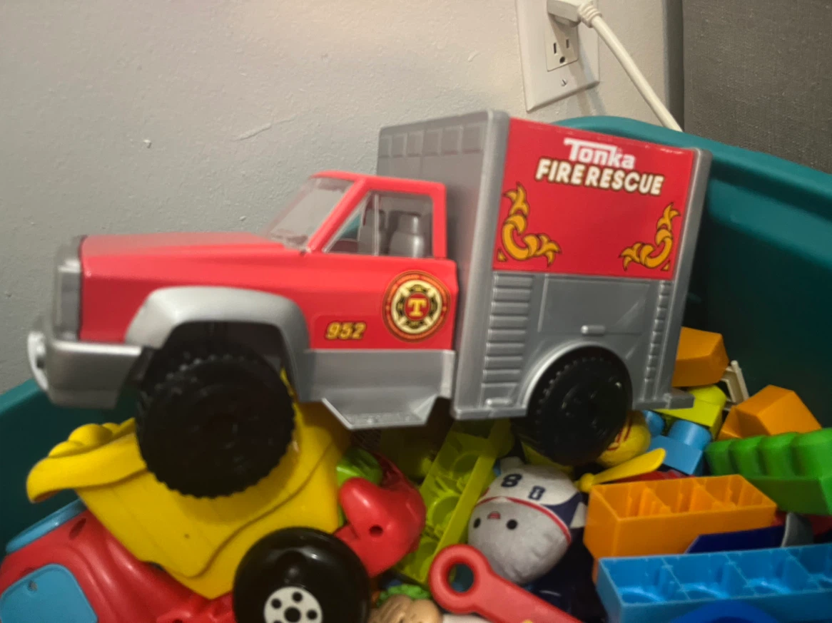 Assorted Children's Toy Bundle - photo 3