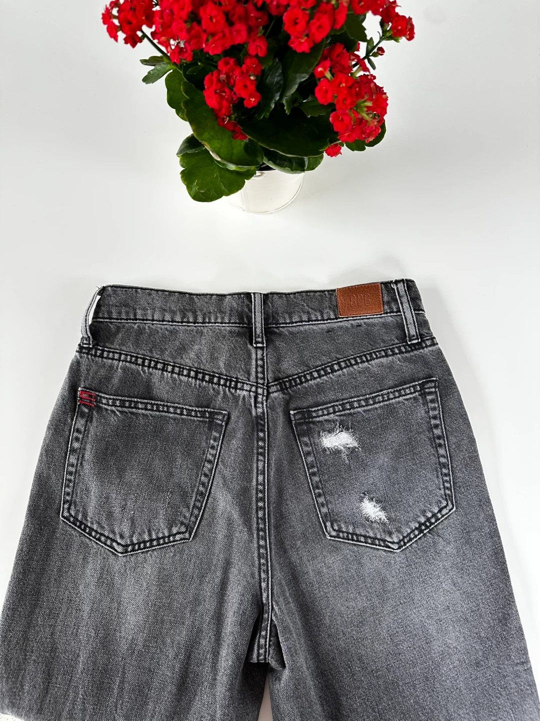 BDG Jeans - Size 26 - photo 3
