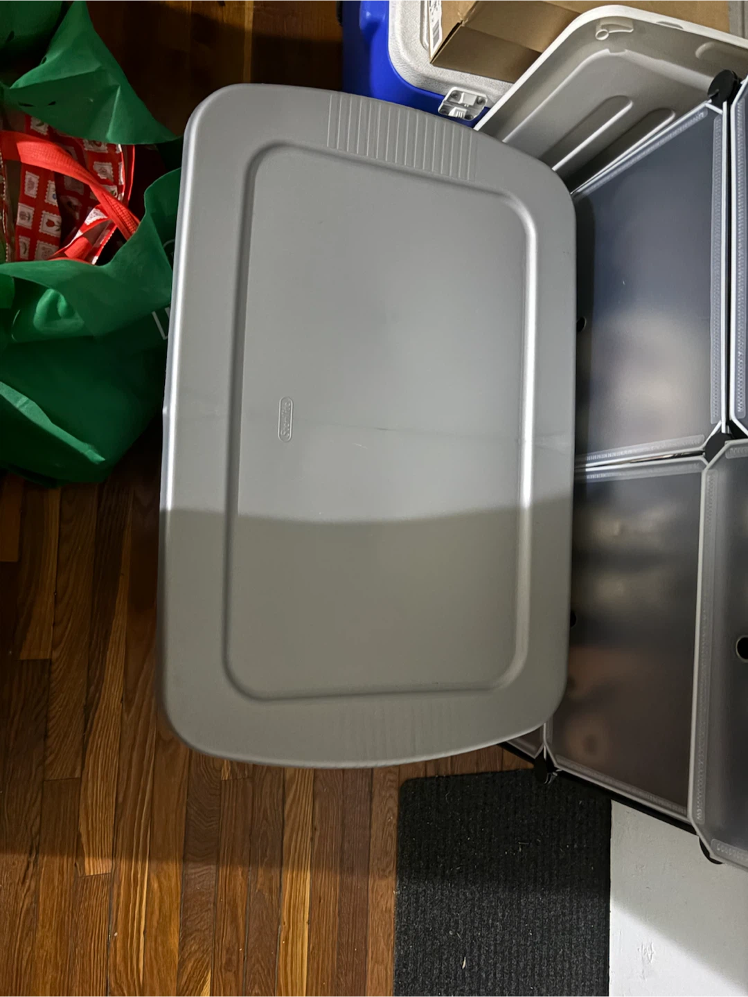 Sterilite Plastic Storage Tote