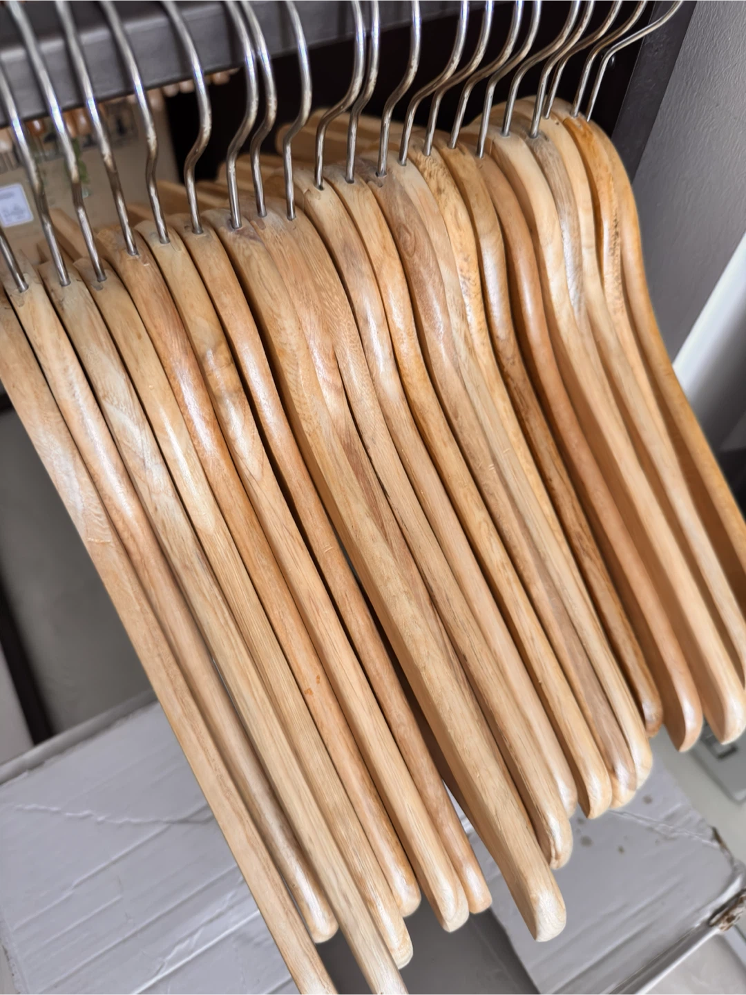 Wooden Clothes Hangers - Set of 60 - photo 2