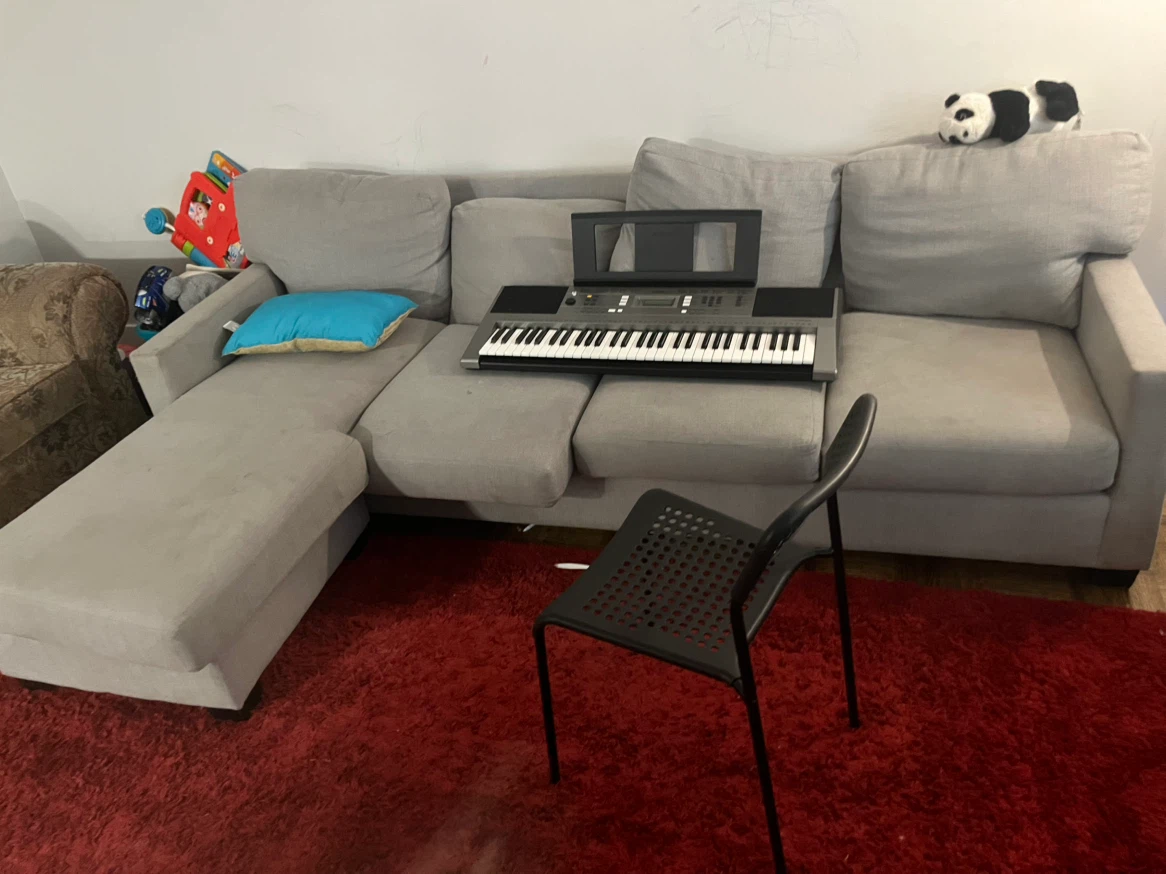 A Complete Set: Grey Sectional Sofa, 3-Seat, 2 Single-Seat Sofas - photo 4