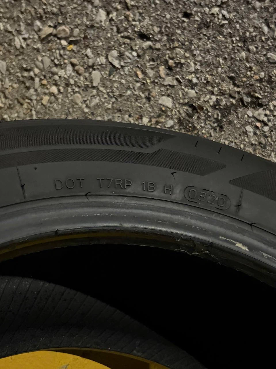 pair of 205/55R16 Hankook Kinergy GT tires - photo 4