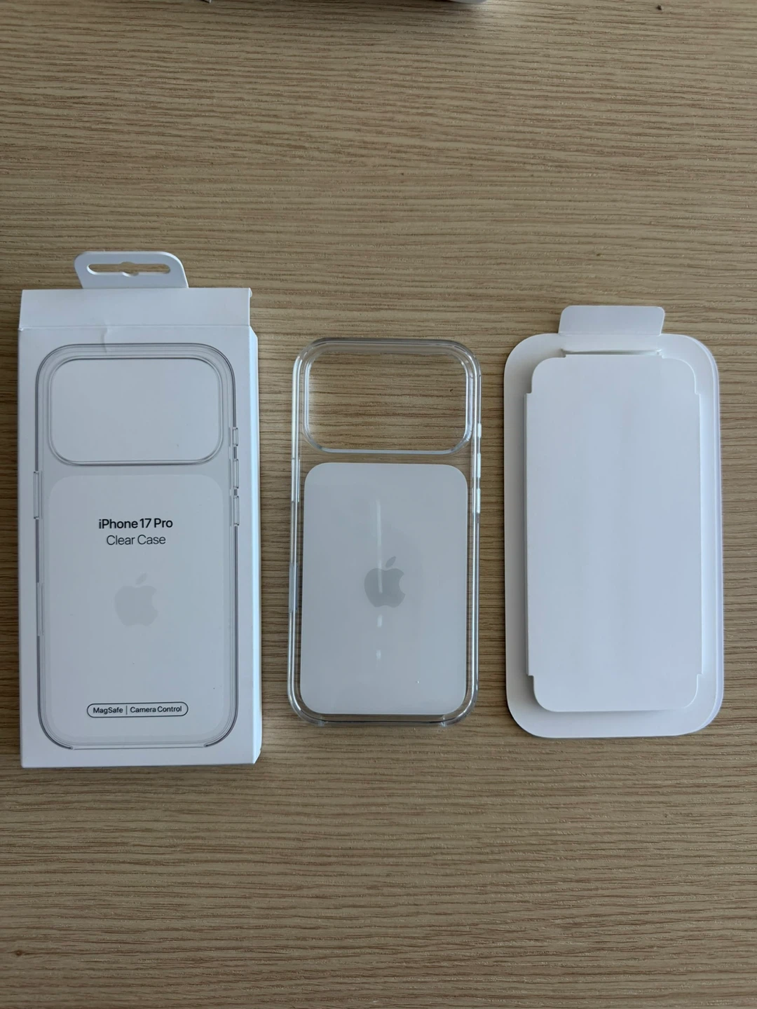 Authentic Apple iPhone 17 Pro Clear Case with MagSafe - photo 4