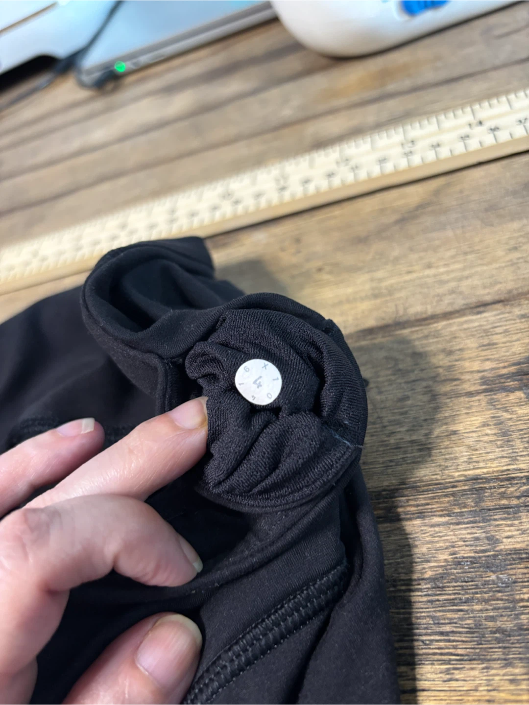Lululemon Black Leggings Size 4 - photo 3