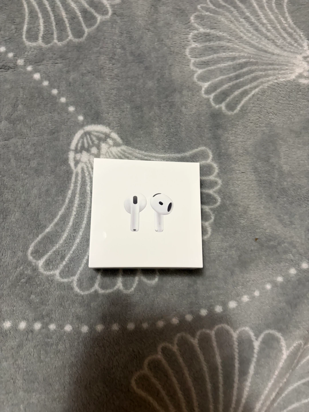 Apple AirPods - photo 2