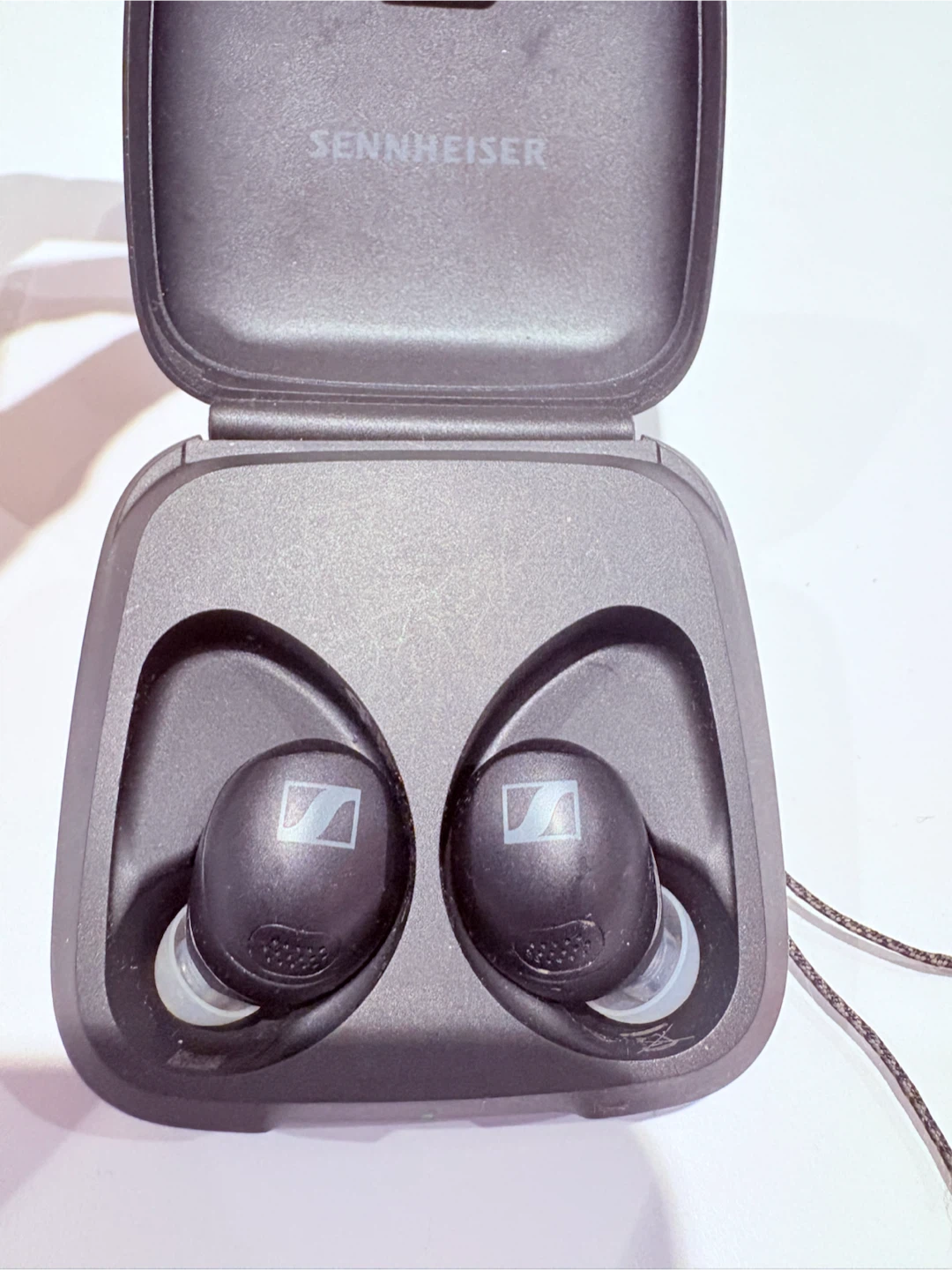 Sennheiser Wireless Earbuds with Charging Case - photo 3