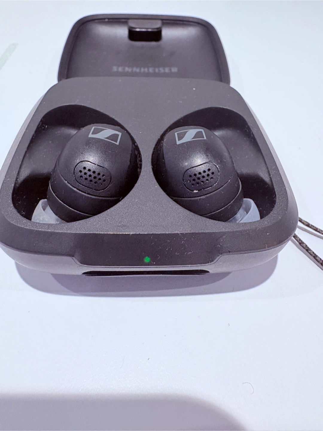 Sennheiser Wireless Earbuds with Charging Case - photo 4