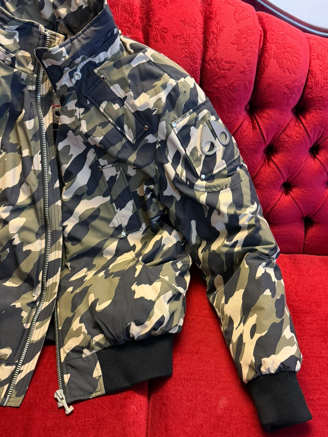 Moose Knuckles Camo Bomber Jacket large - photo 2