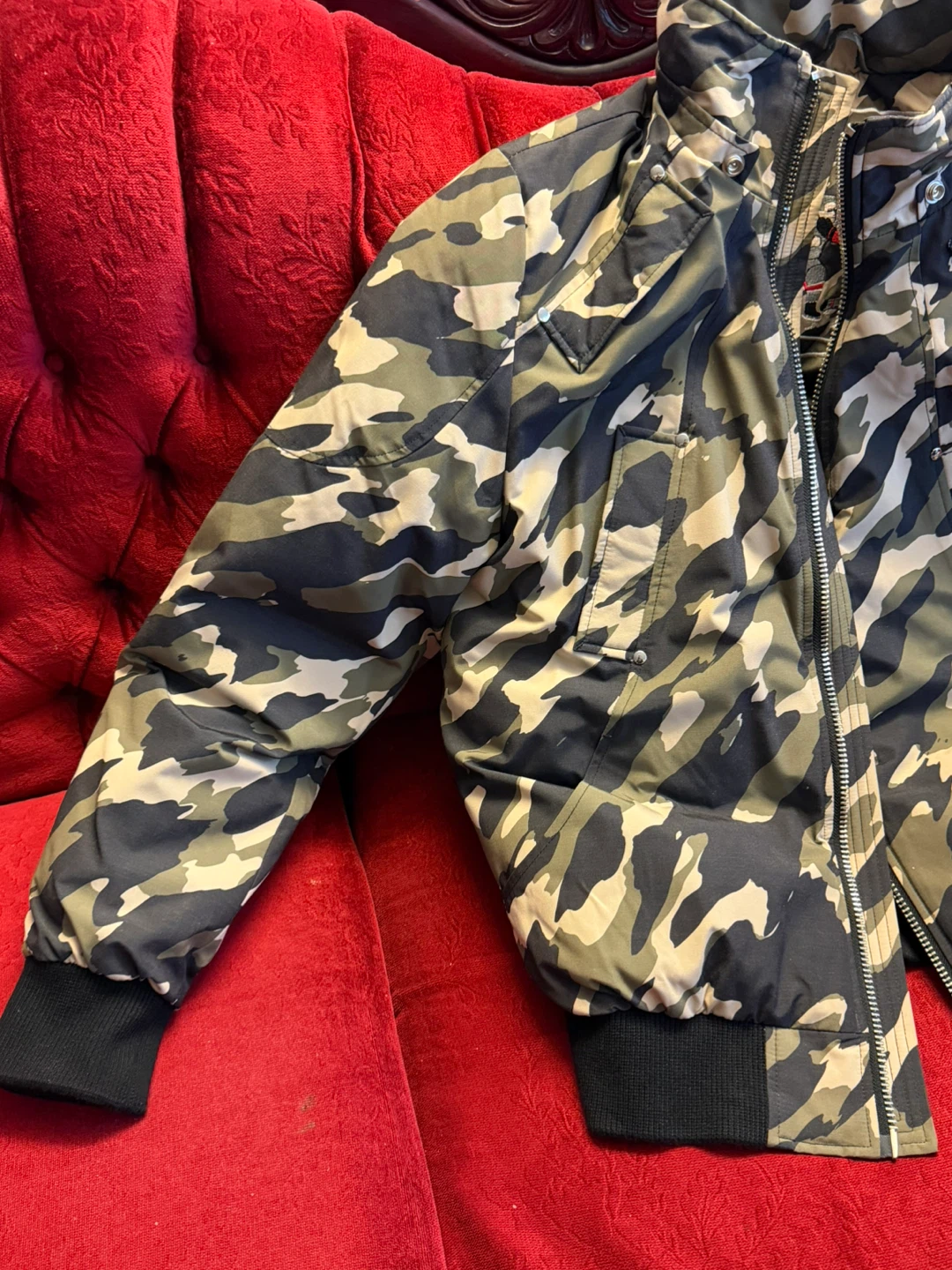 Moose Knuckles Camo Bomber Jacket large - photo 3
