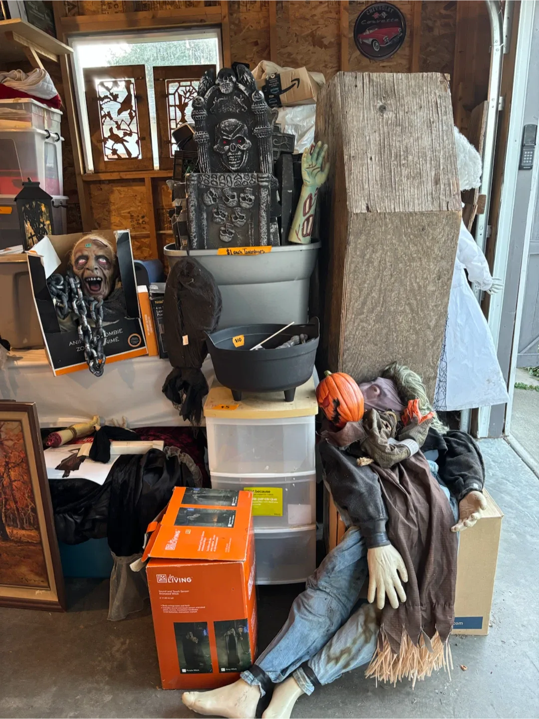 Halloween Decorations - cross posted - photo 2